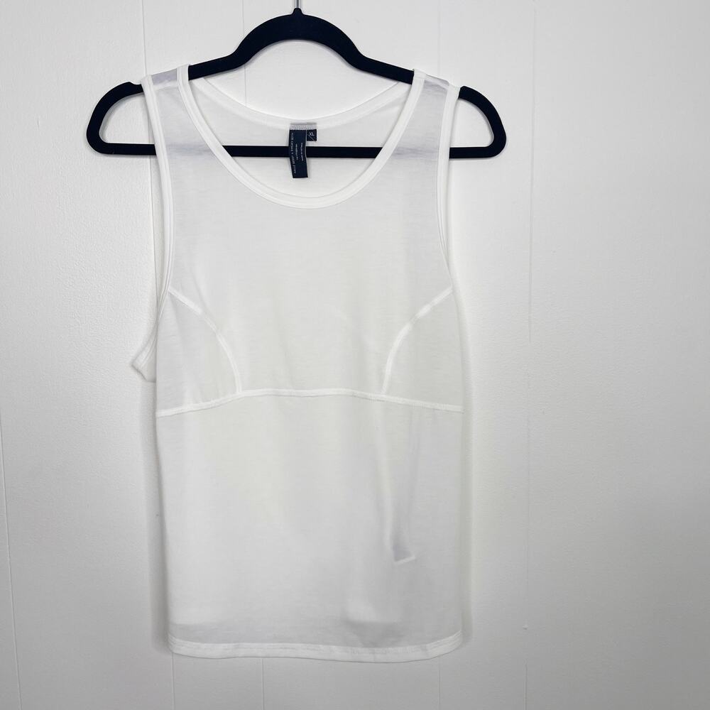 New Halle Berry x Sweaty Betty Frankie Tank in Lily White XLarge XL Crew Neck